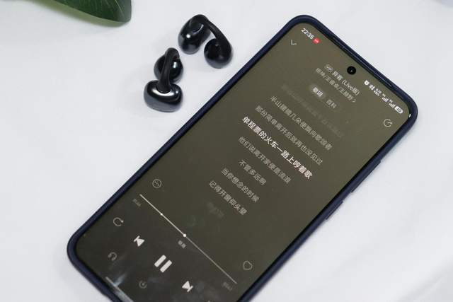 Super耳机体验尽享卓越音质凯发k8高性价比之选南卡Clip(图2)